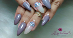 Unhas de gel