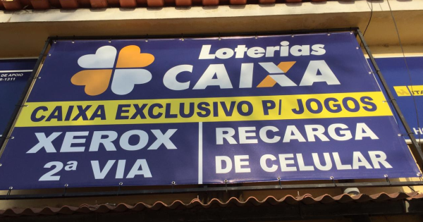 Lona Impressa com Ilhos