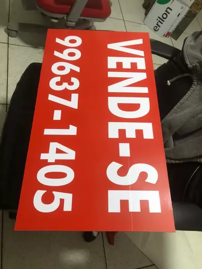 Placa de vende se ou aluga