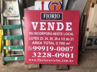 PLACA ALUGA-SE OU VENDE-SE